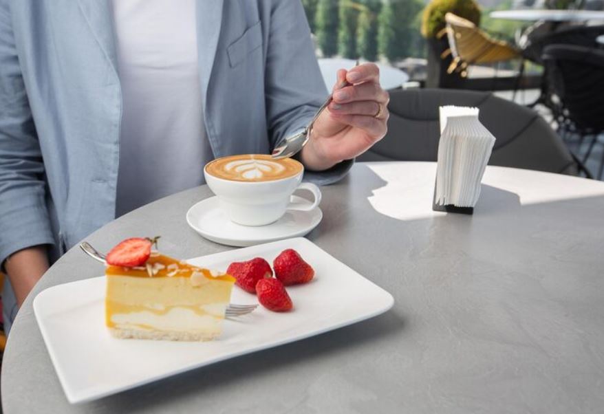 Kaffee Und Kuchen Um Vier Warum Dieses Nachmittagsritual Fast Jede Moderne Annehmlichkeit Uberdauert Hat